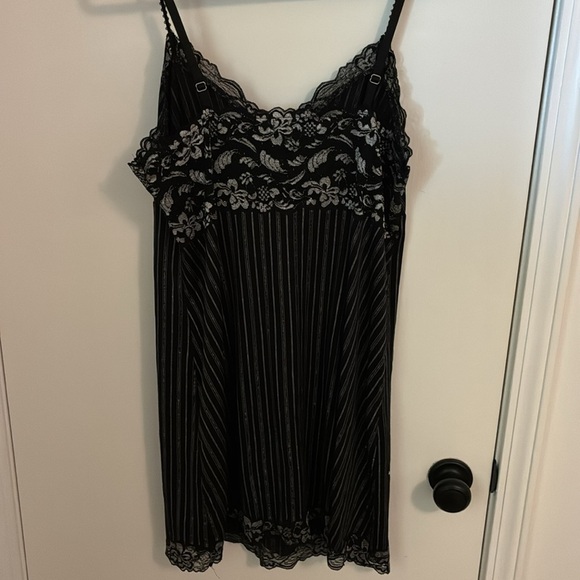 Soma Silver and Black Striped Lace Nightie - Picture 4 of 4